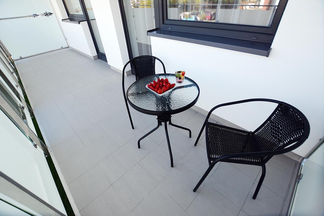 Blue Park Apartament Blizej Morza Kasprowicza 코워브제크 외부 사진